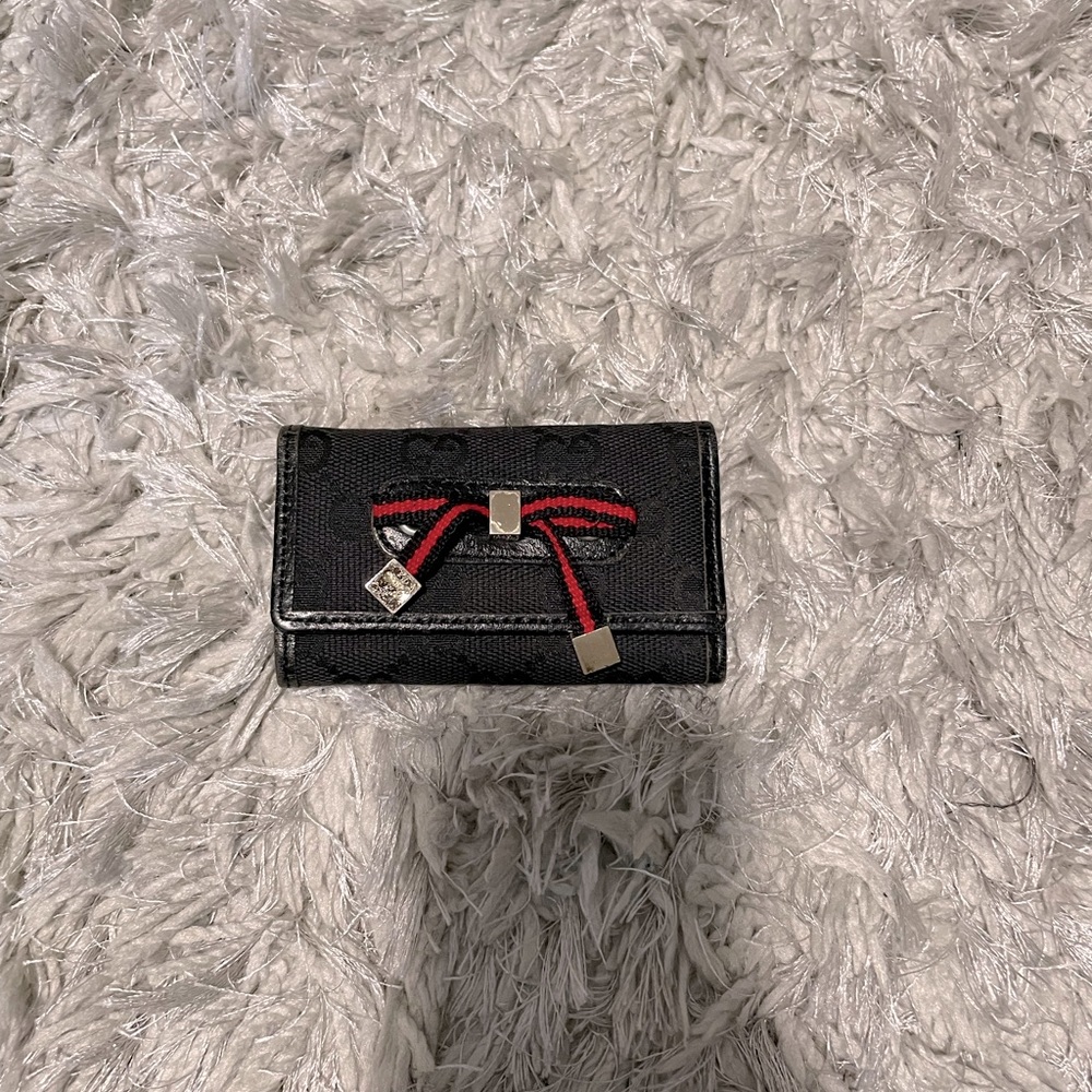 🔥authentic Gucci key holder🔥